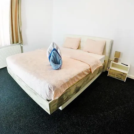 Гостьовий будинок Saguna House Брашов
